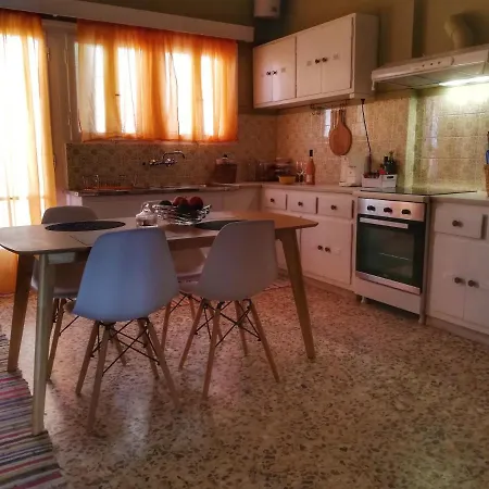 Cosy Retro Apartment Zakynthos